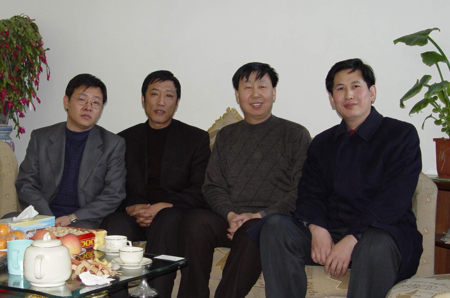 2004괺³,,κƽ,Ŵ͹ʦ.